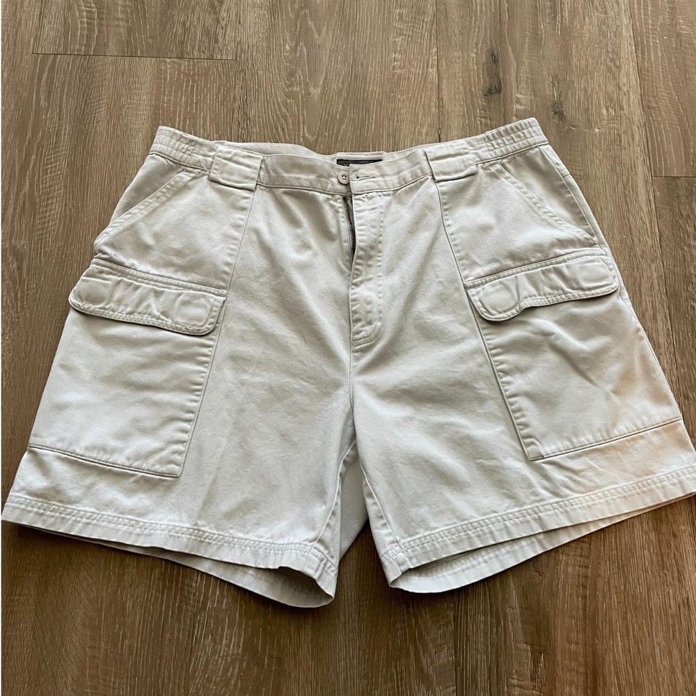 Van Heusen Mens Cargo Shorts 38 Beige 100% Cotton Twill Casual Hiking Outdoor